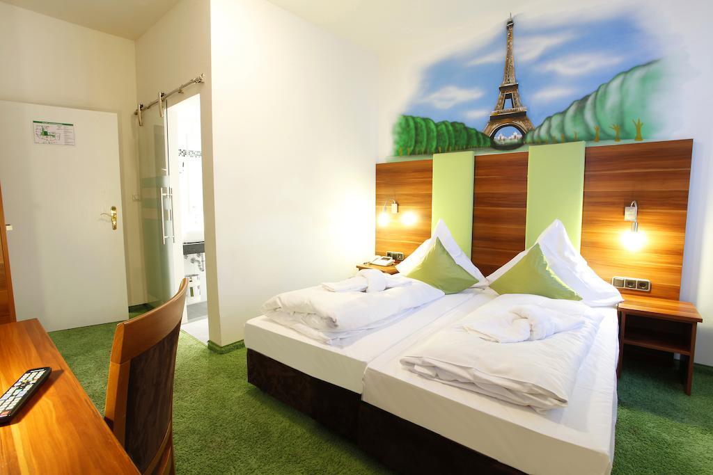 Warsteinerhof By Centro Comfort Κολωνία Δωμάτιο φωτογραφία